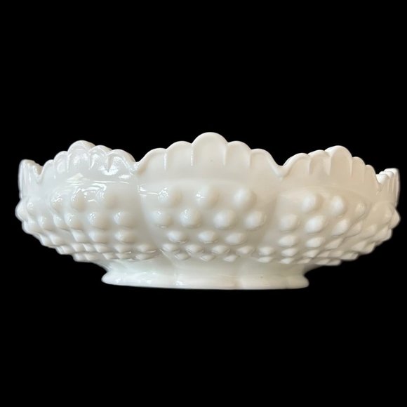 Vintage Fenton Glass Ashtray MCM White Scalloped Chip and Dip Bowl Hobnail Vtg - Picture 6 of 12